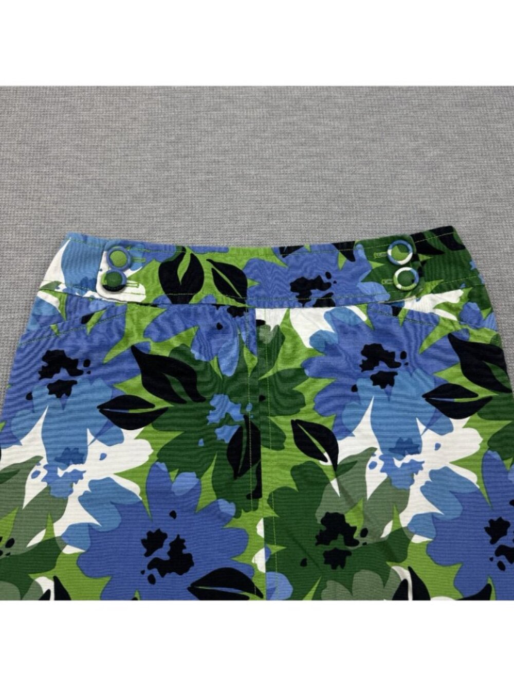 Jones New York Sport Skirt Womens Size 12P Multicolor Floral Corduroy Buttons - Picture 3 of 11